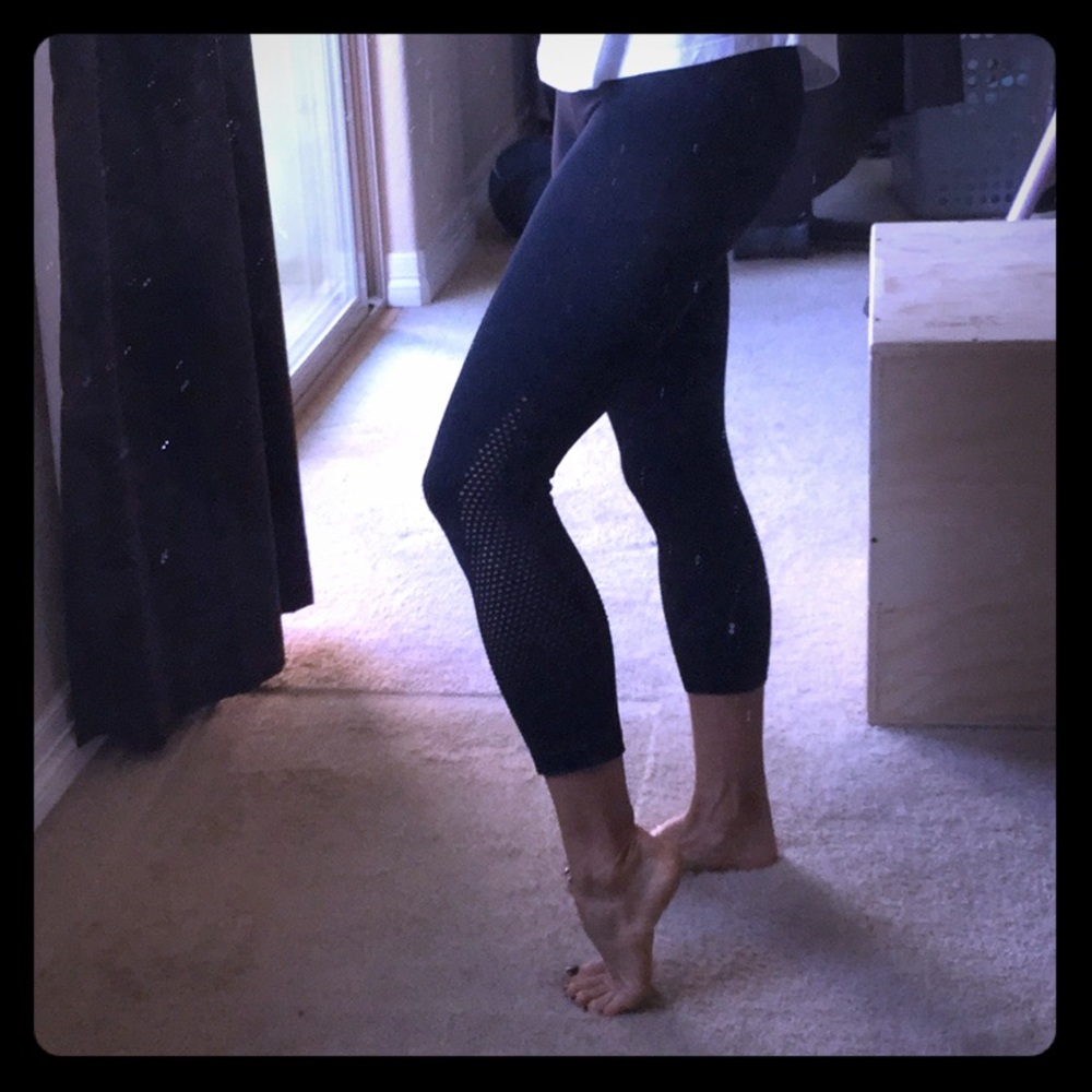 Athleta Mesh Capri